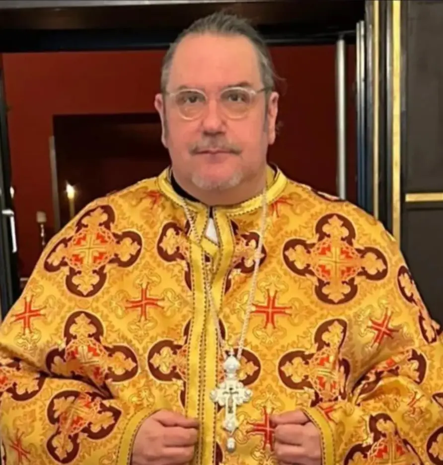 Отець Крістіан